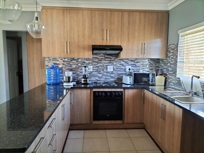 2 Bedroom Property for Sale in Pellissier Free State